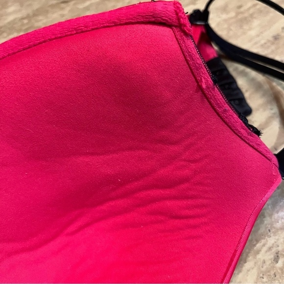 Victoria's Secret Bra Size 36D - Picture 13 of 14